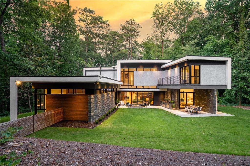 'Breathtaking' Buckhead modern from 2019 lists for first time